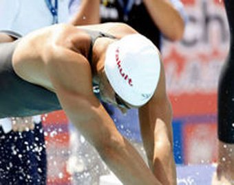 Во время чемпионата мира на участнике лопнул купальный костюм