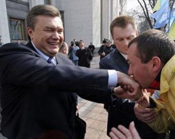 На Украине ребенку дали имя Янукович