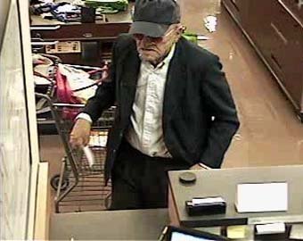 "Бандит-старикашка" ограбил десятый банк в США