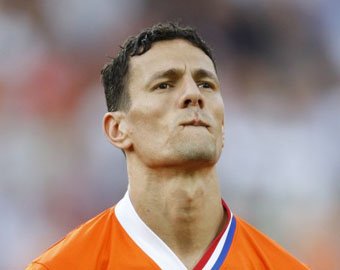 Футболиста сборной Голландии накажут за отказ носить бороду на ЧМ
