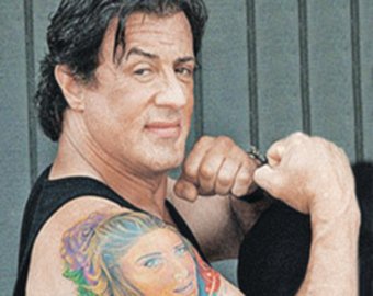 Сильвестр Сталлоне украсил тело татуировками