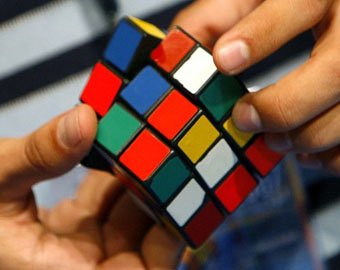 Математики раскрыли секрет кубика Рубика