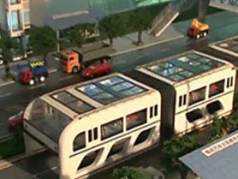 Китайцы изобрели гигантский автобус