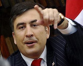 Саакашвили продемонстривал голый торс