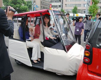 Японцы создали безопасный для пешеходов автомобиль