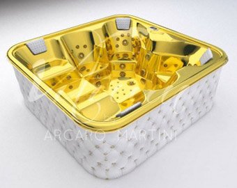 Дизайнеры создали ванну из 24-каратного золота