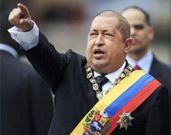 Уго Чавес обвиняет США в создании оружия, заражающего раком