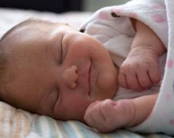 Ученые создали технологию рождения детей от трех родителей