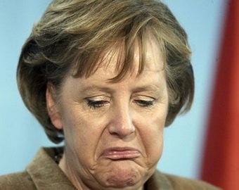 Ангела Меркель отправит sms в архив