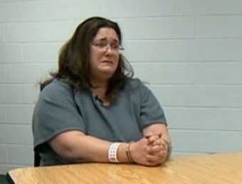 Женщина попала в тюрьму из-за пачки сигарет, украденной 22 год назад