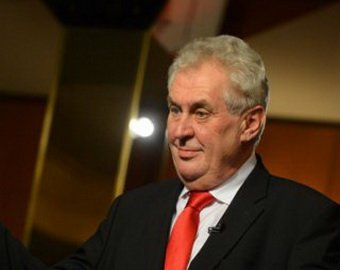 Президент Чехии дважды подписывал присягу из-за грамматических ошибок