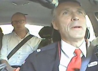 Норвежский премьер тайно поработал таксистом