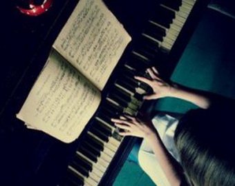 Пианистке грозит тюрьма за нанесение соседке психологической травмы
