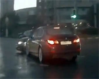 Автомобиль-призрак из России взорвал Youtube