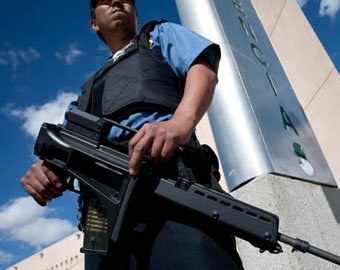 Мексиканский полицейский стал звездой интернета