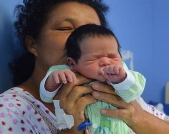 Бразильянка в 51 год родила 21-го ребенка