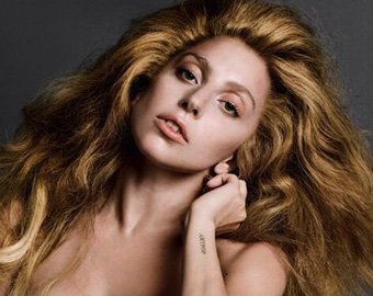 Голая окровавленная Леди Гага вновь шокировала поклонников