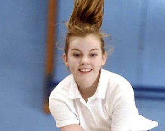 Лишившаяся рук и ног британка выиграла соревнования по прыжкам на батуте