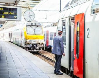 Проводы машиниста поезда на пенсию приняли за теракт
