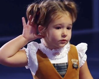 4-летняя россиянка, говорящая на шести языках, стала звездой Интернета