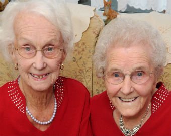100-летние близняшки поделились секретами долголетия