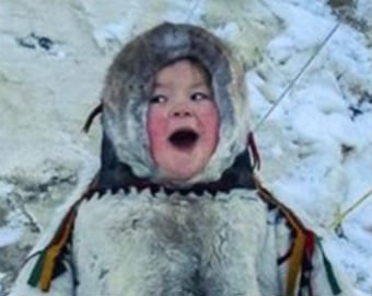 Ненецкая «девочка-пингвинчик» стала интернет-звездой