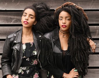 Сестры стали интернет-звездами благодаря необычным волосам