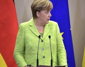 Комик из Словении высмеял политику ФРГ пародией на Меркель