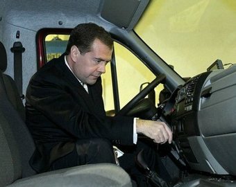 В подмосковном автобусе нашли двойника Медведева