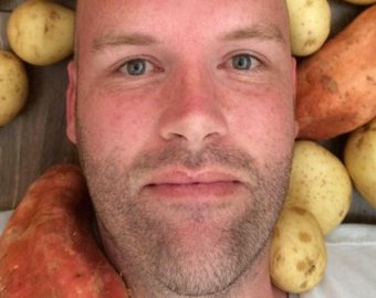 Мужчина похудел на 50 килограммов благодаря картофельной диете