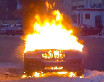 Предприимчивый воришка сдал на металлолом еще горячий кузов сгоревшего автомобиля