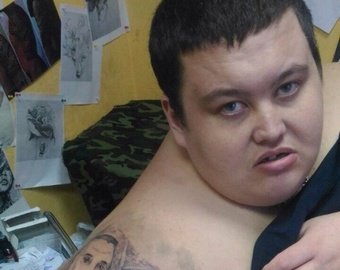 200-килограммовый россиянин набил себе тату с Бузовой