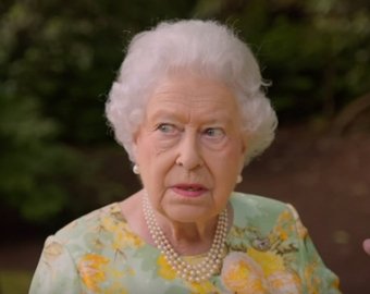 Королева Елизавета II снялась в кино и пошутила про Трампа
