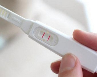 Петербурженки массово продают положительные тесты на беременность