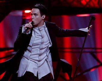 Украинский певец укусил ведущую «Евровидения»