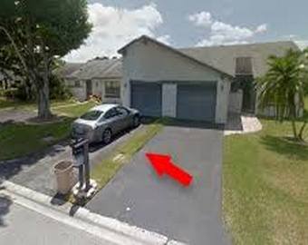 Мужчина по ошибке купил вместо дома кусок газона за тысячи долларов