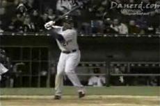 Бейсболист получил травму во время состязания