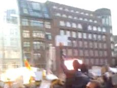 Флэшмоб с поддакиванием