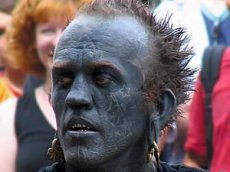 Lucky Diamond Rich — самый татуированный человек в мире