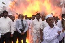 Взрыв смертника, убившего на Шри-Ланке 14 человек, успели снять на камеру