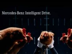 Mercedes-Benz сделал «куриную» рекламу