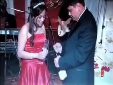 Жених едва не убил невесту во время свадьбы