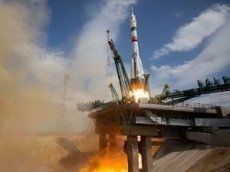 Чиновник сел на шпагат во время обращения к жителям региона