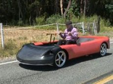 Американец изобрел гибрид автомобиля и человека