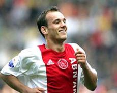 Гол Снейдера признан лучшим на Евро-2008