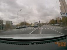 Cтудент МГИМО лихачит на дорогах Москвы