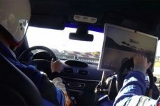 Геймер победил пилота на трассе