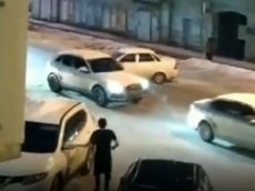 В Перми машина сама завелась и ездила без водителя