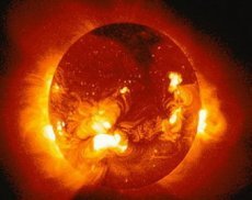 Мощный взрыв на солнце