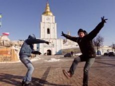 На Майдане сняли свою версию «Happy»